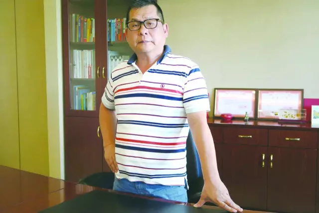 【人物】李文?。杭夹g(shù)“發(fā)燒友”，把千頁(yè)豆腐打造成企業(yè)代名詞