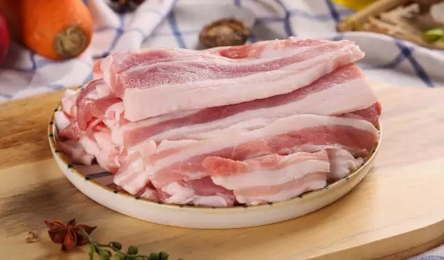 中國擬對美國豬肉征收25%關(guān)稅，國內(nèi)生豬市場要生變？