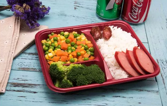 餐企外賣模式升級(jí)，淘汰賽開始，未來(lái)或呈現(xiàn)兩極分化