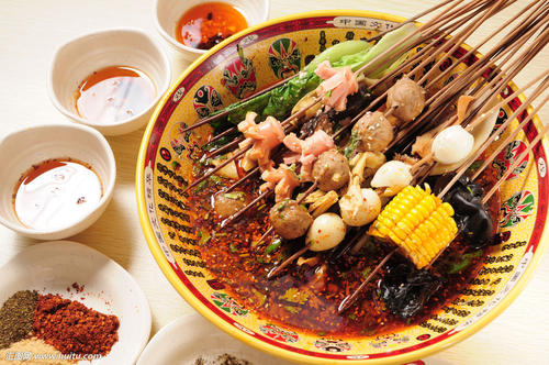 楊國(guó)福VS張亮，誰是中國(guó)麻辣燙之王？