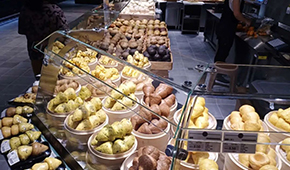 自營改聯(lián)營、轉(zhuǎn)賣預制菜，超市最有“煙火氣”的地方也要沒了？