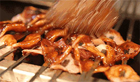 備戰(zhàn)燒烤季，今年市場還火不火？燒烤食材整點(diǎn)兒啥？