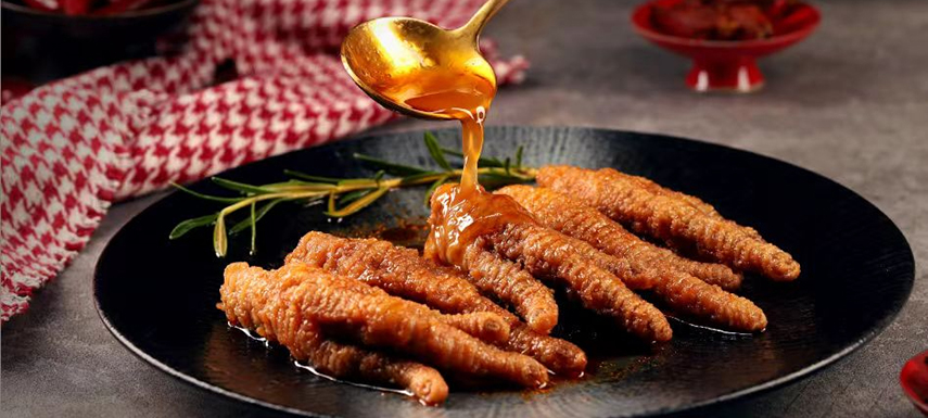  雞爪類產(chǎn)品大爆發(fā)，虎皮鳳爪為何能“橫掃”火鍋店？