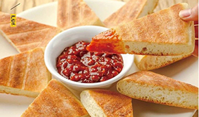 發(fā)現(xiàn)增長品類 | 蔥包燴、火燒饃、菜蟒、菜盒…食品研發(fā)向地方特色小吃找靈感