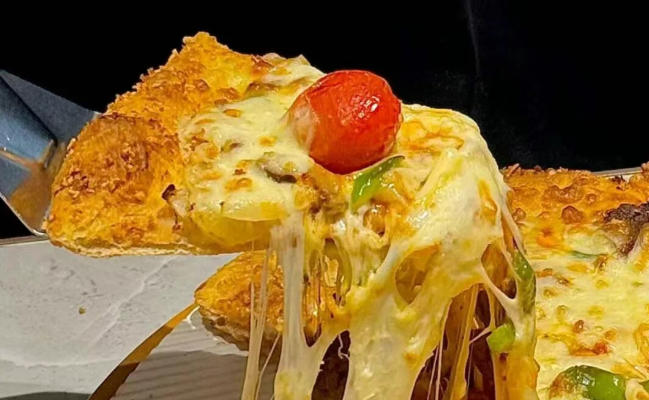 比格沖刺上市，海底撈、塔斯汀、皇家小虎、小薩牛牛等紛紛發(fā)力，披薩江湖激戰(zhàn)正酣